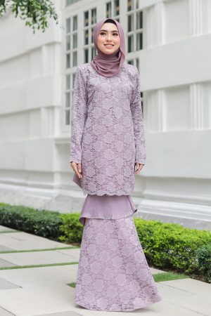 Kurung Qayra Dusty Purple