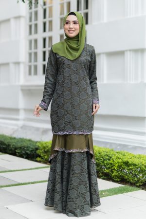 Kurung Qayra Olive Green