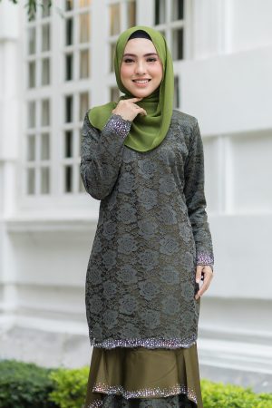 Kurung Qayra Olive Green