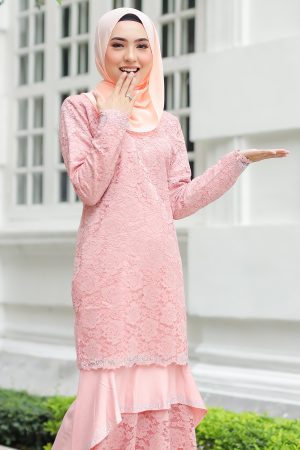 Kurung Qayra Peach