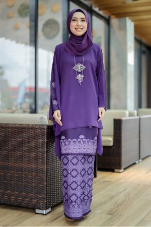 Kurung Permaisuri Dark Purple