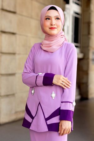 Kurung Nedeera Purple Lilac