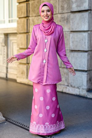 Kebaya Sareema Dusty Pink