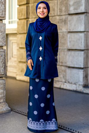 Kebaya Sareema Navy Blue