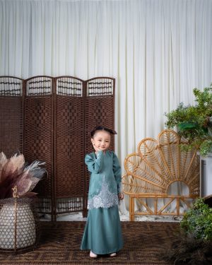 NUHA KIDS – PINE GREEN